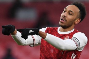 爱游戏中国官网-关于清晨欧联传出新动向，摩纳哥防线松动，管理层表态——震撼外界，赛程密集仍需轮换的信息